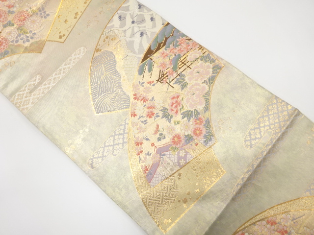 地紙に鶴・牡丹・御所車模様織り出し　袋帯